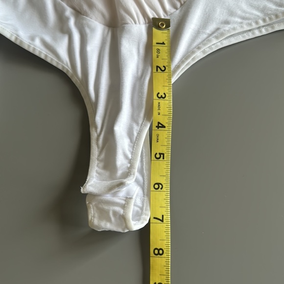 NWT Bebe Silk Wrap Bodysuit, cut-out long sleeves in white, size Small - Picture 8 of 16